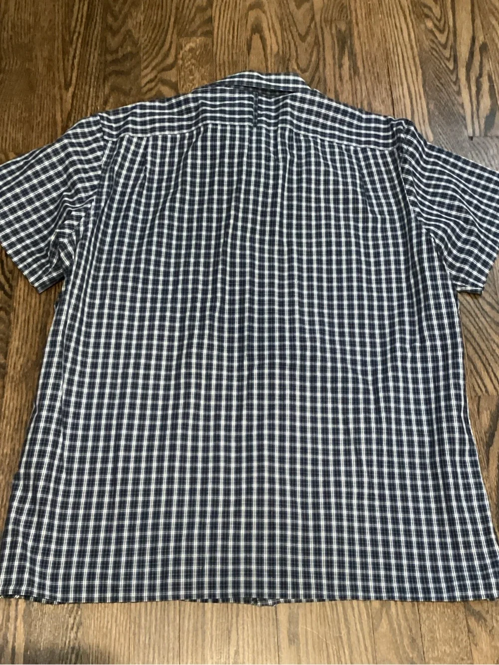 Banana Republic Men's Blue and White Plaid Short Sleeve Button-Down Shirt XL
